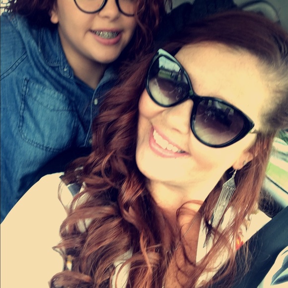 Meet your Posher, Mary - Picture 1 of 1